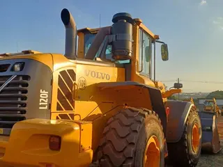 Volvo L120F 2023 — leilão em Campinas/SP (foto 9)