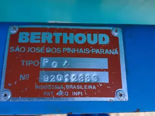 PULVERIZADOR MONTANA BERTHOUD 450 LITROS - USADO — leilão em Cunha Porã/SC (foto 3)