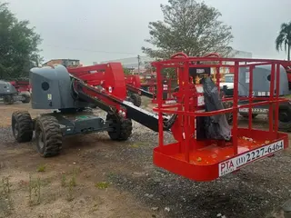 PLATAFORMA ELEVATÓRIA ARTICULADA Á DIESEL HAULOTTE HA16X 4x4, ANO: 2007, CAP: 15,45 Metros, SÉRIE: AD117010 (Ref: DBL / 136) — leilão em Arujá/SP (foto 9)