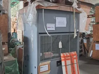 02 UNIDADES DE AR CONDICIONADO P/ COZINHA E SALA DE CONTROLE DE MÁQUINAS (Ref.: MER/507) — leilão em Rio de Janeiro