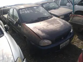 GM CORSA SUPER, 00/01, GASOLINA, SUCATA APROVEITÁVEL. — leilão em Carapicuíba/SP