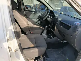 RENAULT/SANDERO AUT1016V — leilão em Tubarão/SC (foto 7)