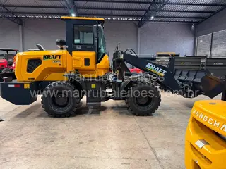 Pá Carregadeira (nova) Marca: KRAFT Modelo: K930 4x4 linha Premiun, Ano: 2026, Cabinada de fábrica com ar condicionado. — leilão em Artur Nogueira/SP (foto 21)
