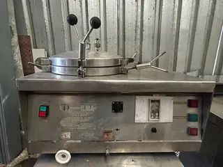 Autoclave industrial elétrica em aço inox ILMA modelo LMT/200 — leilão em Suzano/SP (foto 3)