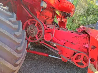 Colheitadeira Case IH 2388 Axial - Ano 2002 — leilão em Ponta Grossa/PR (foto 13)
