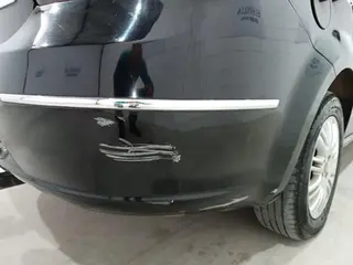 Fiat Linea Essence 1.8 Preto ano/mod. 12/13 Pl. final 8 — leilão em São Paulo/SP (foto 9)