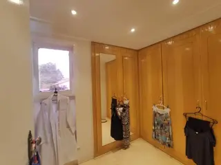 Casa 320m² com Terreno 379m² | Londrina-PR | Jardim Petrópolis - 4 Dorms, 3 Banheiros, 1 Vaga - Financiamento até 420 Meses! — leilão em Londrina/PR (foto 4)
