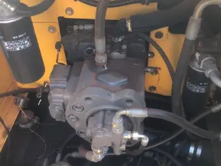 Volvo EC210B 2012 — leilão em Ourinhos/SP (foto 18)