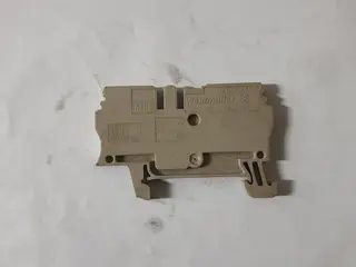 PEÇAS JBT MAREL: LÂMINAS, CONTROLES MANUAIS, CILINDROS PNEUMÁTICOS, CONECTORES E OUTROS (APROX. 36 PÇS) (Ref.: 3) — leilão em Castro/PR (foto 14)