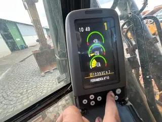 Caterpillar 336D2L 2014 — leilão em Contagem/MG (foto 17)