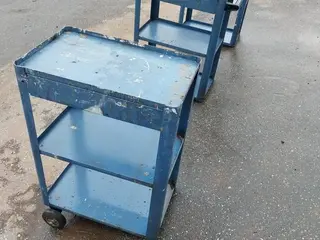3 CARROS DE FERRAMENTAS PARA MANUTENÇÃO (Ref.: 20409) — leilão em São Paulo (foto 3)