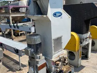 GRANULADOR / MOINHO P/PLÁSTICO TRIA SMGL 200TR2BR — leilão em Cabreúva (foto 2)