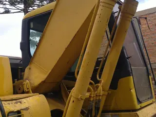 Escavadeira Komatsu PC 160 LC-7B — leilão em Turvo/PR (foto 7)