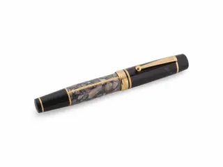 Montblanc Alexandre Dumas - Série limitada nº14866/20000. Caneta tinteiro (pistão) — leilão em São Paulo (foto 2)