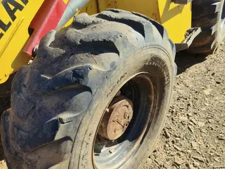 RETROESCAVADEIRA NEW HOLLAND B 110B, 2018/2018, AMARELA — leilão em Guapirama/PR (foto 7)