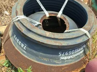REVESTIMENTOS METSO HP200 MM1606975 SEM USO (3 UND), MANTAS STD METSO N55308011 SEM USO (3 UND) — leilão em Peixoto de Azevedo/MT