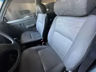 I/TOYOTA HILUX 2CD ESPECIAL CAMINHONETE 1998/1999 PRATA DIESEL — leilão em Jacareí/SP (foto 6)