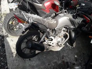 HONDA CG150 FAN ESI, 10/10, GASOLINA, SUCATA APROVEITÁVEL. — leilão em Carapicuíba/SP