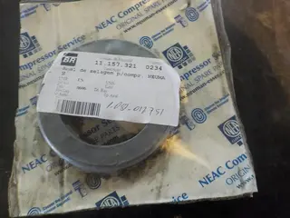 ELEMENTO COMPRESSOR, GUIA PARA BB, BIELA E OUTROS (APROX. 267 UNIDADES) — leilão em Macaé/RJ (foto 8)