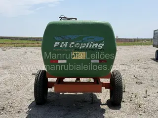 Tanque de Agua 2500 L / Rodado Simples pneus aro 16 com bomba de agua 3 pistão — leilão em Saltinho/SP (foto 6)