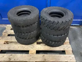 12 PNEUS 5.00-8 (USADOS) — leilão em São Caetano do Sul