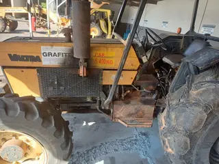 TRATOR VALTRA 785C, ANO AQUIS.: 2001, SÉRIE: 7854171497 — leilão em Itapecerica/MG