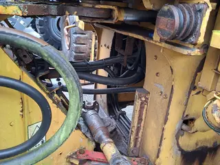 PÁ CARREGADEIRA VOLVO L120F Ano 2009 — leilão em São Francisco do Sul/SC (foto 36)