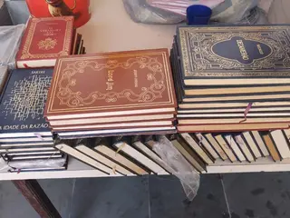 Coleção de livros avulsos Clássicos Abril Literatura com — leilão em Belo Horizonte (foto 2)