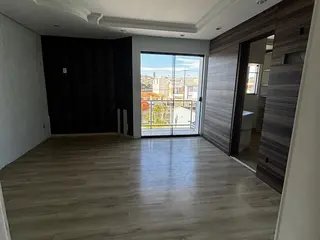 Casa de Alto Padrão com 500 m² de Terreno e 238,43 m² Averbados Bairro dos Estados Guarapuava/PR — leilão em Guarapuava/PR (foto 6)