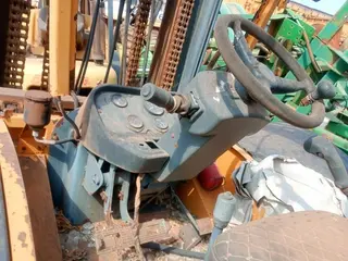 EMPILHADEIRA Á COMBUSTÃO CONTRABALANÇADA VANTEC E 12500 4x2, ANO AQUIS.: 2017, CAP: 2.500Kg, SÉRIE: 482.28/001 (Ref: 4332) — leilão em Sapezal/MT (foto 11)