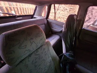 veículo Marca/Modelo VW/GOL V PLUS, cano fabricação/modelo 2001/2001, cor azul — leilão em Bandeirantes/PR (foto 39)