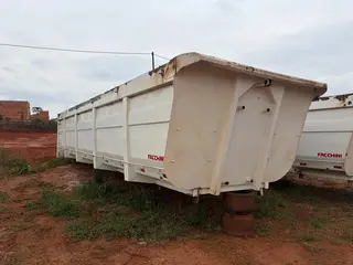 CAIXA DE RODOCAÇAMBA FACCHINI ANO 2020 31 M³ ID #3827916/AZ — leilão em Olímpia/SP