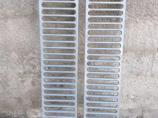 50 GRADIL EM AÇO COM APROX 1,11 X 0,50 (Ref.: 21598) — leilão em São Paulo (foto 2)
