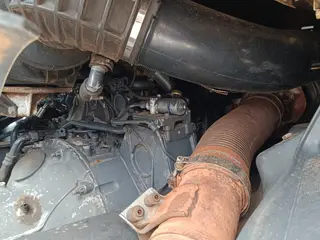 CONJUNTO SCANIA R 440 A6X4 + 02 BICAÇAMBAS/SEMIRREBOQUES NOMA — leilão em Francisco Beltrão/PR (foto 32)
