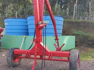 Guincho 2 Ton ano 2022 — leilão em Palmas/PR (foto 3)