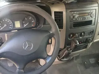 CAMINHÃO BAÚ MERCEDES-BENZ 311CDISTREETC, 2014/2014, Placa FINAL 8 (SP), (Ref.: BAC) — leilão em Embu das Artes (foto 10)