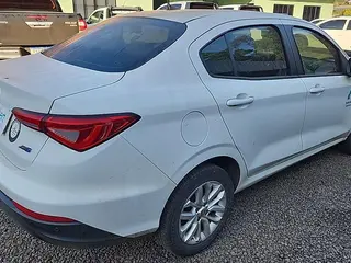 FIAT CRONOS DRIVE AT ANO: 2019/2020 PLACA FINAL 4 (SC) — leilão em Tigrinhos (foto 28)