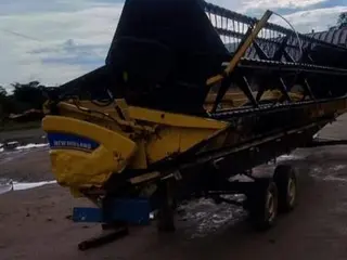 PLATAFORMA NEW HOLLAND PLATAFORMA DE GRÃOS 25 PÉS, ANO: 2018, SÉRIE: HCCB25F4EJC715331 — leilão em Alta Floresta/MT (foto 2)