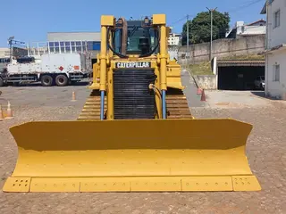Caterpillar D6T 2013 — leilão em Contagem (foto 2)