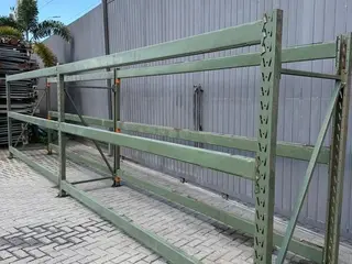 2 MODULOS DE PRATELEIRAS INDUSTRIAIS REFORÇADA DISTRIBUIDO EM 3 MONTANTES C/ APROX 2,00 MTS E 12 LONGARINAS C/ 3,50 MTS PERFAZENDO APROX 7,20 MTS LINEAR (Ref.: MCD-NV) — leilão em São Paulo (foto 5)
