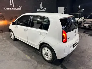 VolksWagen up! black/white/red 1.0 2014/2015 Flex — leilão em São Paulo/SP (foto 9)