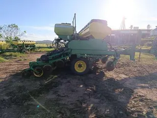 PLANTADEIRA JOHN DEERE 2122, ANO: 2014, SÉRIE: NÃO IDENTIFICADO (Ref: 94) — leilão em Miranda/MS (foto 12)