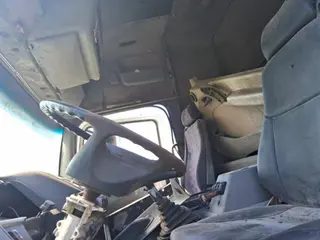 SUCATA DE CAVALO MECÂNICO MERCEDES BENZ 1938 S, 2004/2004, Placa FINAL 0 (SP), (Ref.: 27214) — leilão em Imbituba/SC (foto 45)