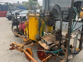 MAQUINA PARA PINTURA VIÁRIA HILÁRIO ITH 1/60-40 COM COMPRESSOR , MOTOR A COMBUSTAO , TANQUES (Ref.: 21644) — leilão em São Paulo (foto 7)