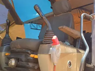 Komatsu PC 200-8B 2012 — leilão em Carangola/MG (foto 9)