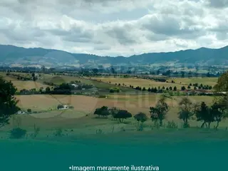 FRAÇÃO IDEAL DE 2,50% DA FAZENDA BOA VISTA EQUIVALENTE A APROX. 17.015 m² FORMIGA/MG — leilão em Pontevila/MG