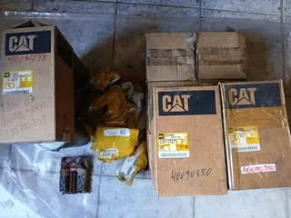 APROX.: 759 PEÇAS P/ VEÍCULOS E PEÇAS P/ MÁQUINAS PESADAS — leilão em Itapecerica/MG (foto 4)