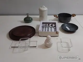 VASO LARA HOME STYLE, POTE TANGER 2,2 L HOME STYLE, KIT FAQUEIRO MADRI, LIXEIRA DE PIA HOME STYTLE E OUTROS (APROX.82 UN) (Ref.: SB0033695) — leilão em Embu das Artes/SP (foto 3)