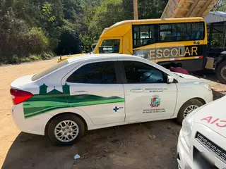 Veículo FORD/KA SE 1.5 SEDAN Na Cor Branco — leilão em Rio Claro/RJ (foto 2)