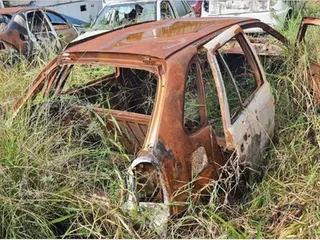 SUCATA VW/GOL 1.6 ANO MODELO 2007/2008 REMANESCENTE DE INCENDIO — leilão em Rio Claro/RJ